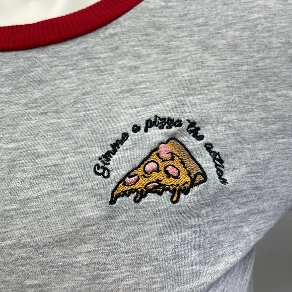 Heather Gray T-shirt with Pizza Embroidery - Picture 3 of 12